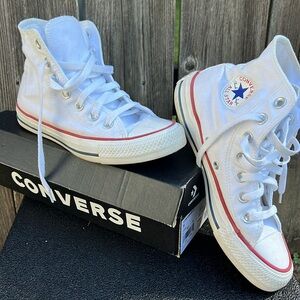 Converse Chuck Taylor All Star "White" Women's Shoe size 6